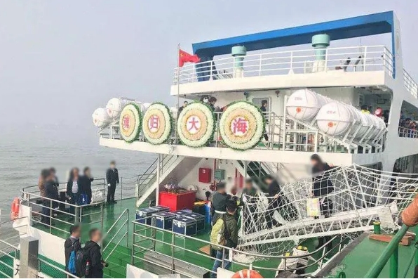 骨灰海撒违法吗